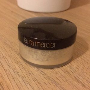 Laura mercier loose setting powder